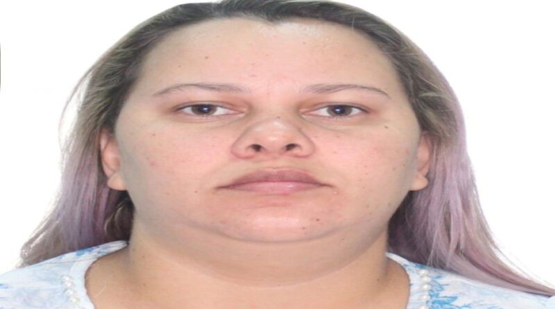 Polícia divulga imagem para tentar localizar mulher apontada como responsável por tráfico no sul de Roraima
