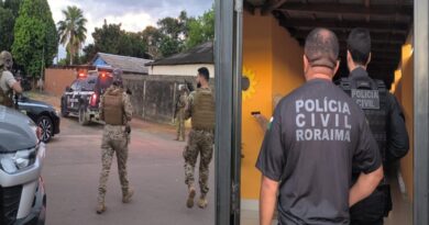 Polícia Civil faz buscas contra investigado por supostos estelionatos após 34 boletins de ocorrência Polícia Civil faz buscas contra investigado por supostos estelionatos após 34 boletins de ocorrência